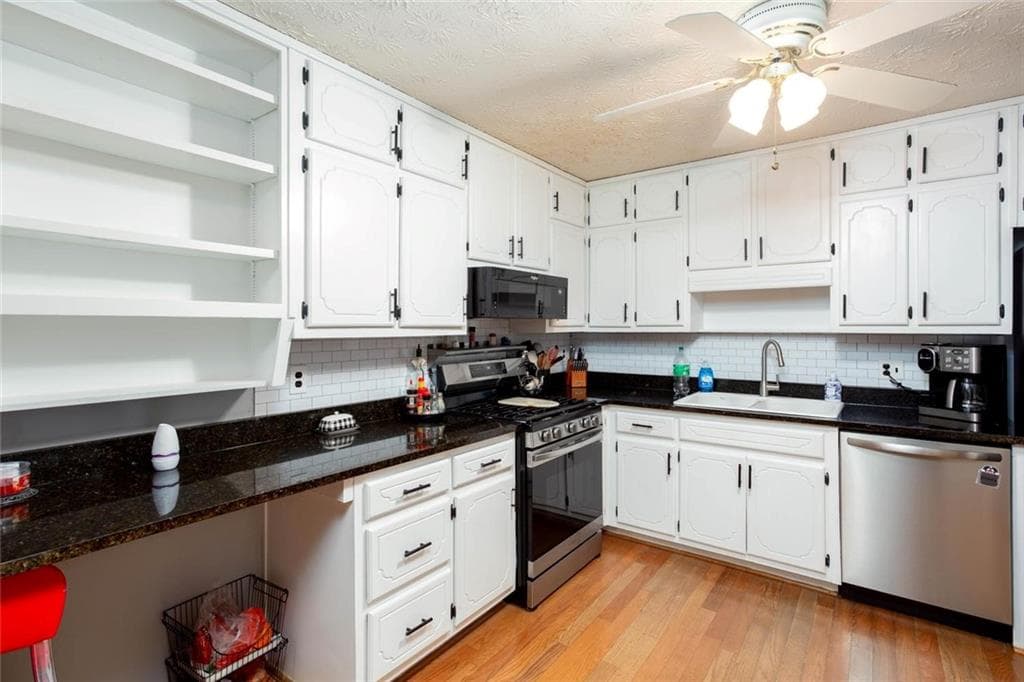 4 bedroom, 2 bathroom, 1,570 sq ft single family residence under contract at 312 Harris Oaks, Dallas, GA 30157 — photo 9