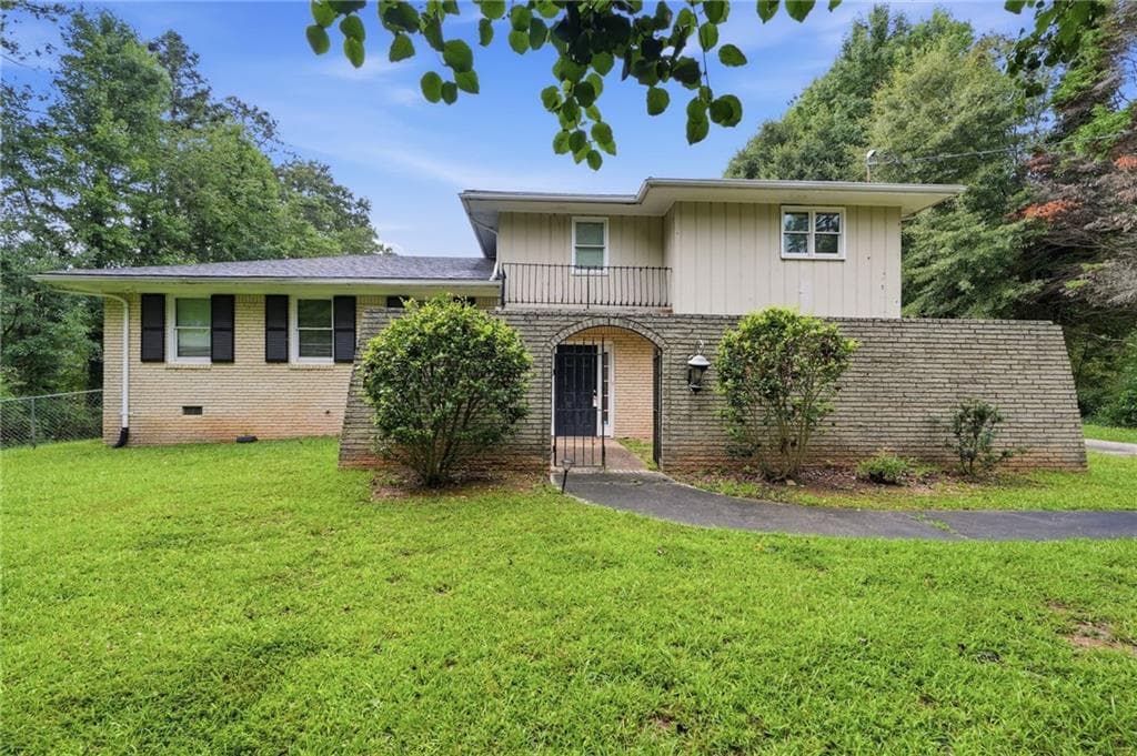4 bedroom, 3 bathroom, 2,374 sq ft single family residence under contract at 7037 Dalmatia Drive, Riverdale, GA 30296