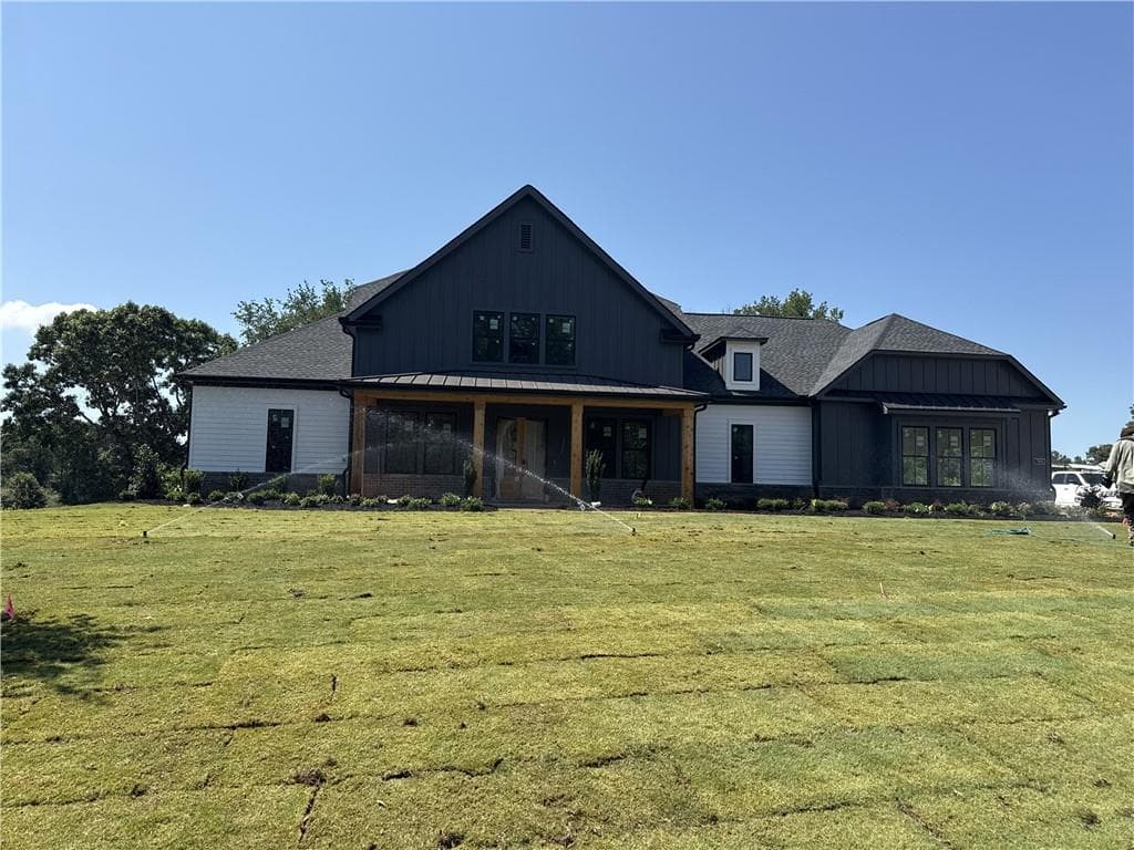 4 bedroom, 5 bathroom, 3,310 sq ft single family residence for sale at 8020 Grand Meadow Run, Gainesville, GA 30506