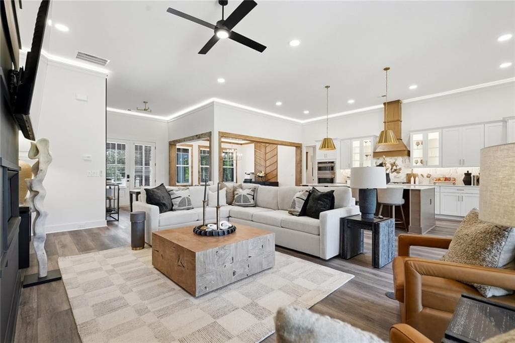 4 bedroom, 5 bathroom, 3,310 sq ft single family residence for sale at 8020 Grand Meadow Run, Gainesville, GA 30506 — photo 9
