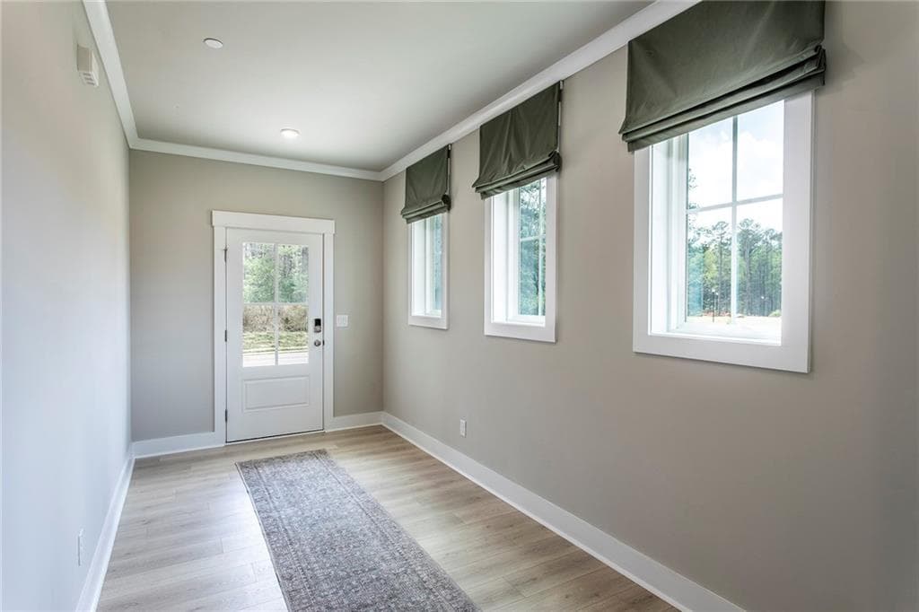 4 bedroom, 4 bathroom, 3,076 sq ft single family residence for sale at 121 Kindred Lane, Marietta, GA 30066 — photo 2