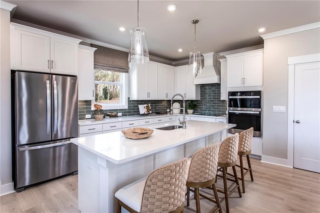 4 bedroom, 4 bathroom, 3,076 sq ft single family residence for sale at 121 Kindred Lane, Marietta, GA 30066 — photo 4