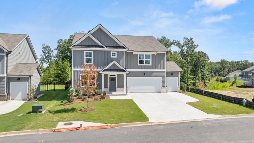 5 bedroom, 3 bathroom, 3,209 sq ft single family residence for sale at 4084 Peregrine Way, Gainesville, GA 30506