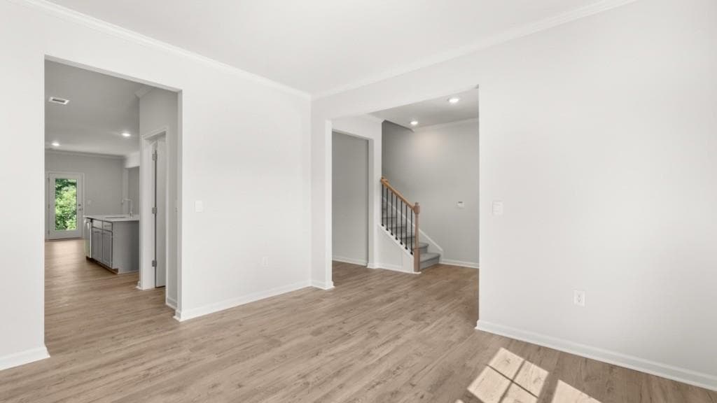 5 bedroom, 3 bathroom, 3,209 sq ft single family residence for sale at 4084 Peregrine Way, Gainesville, GA 30506 — photo 8