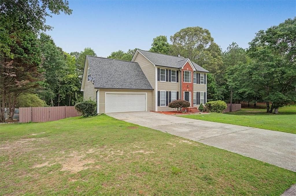 4 bedroom, 3 bathroom, 2,740 sq ft single family residence for sale at 1780 Leigh Meadow Drive, Dacula, GA 30019 — photo 3