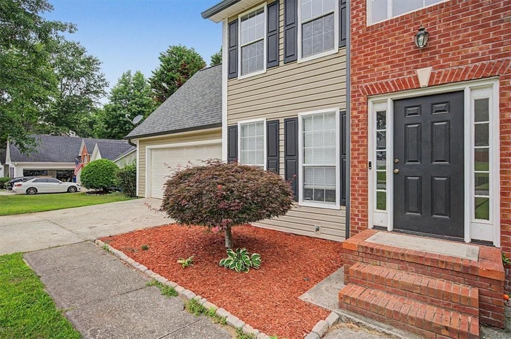 4 bedroom, 3 bathroom, 2,740 sq ft single family residence for sale at 1780 Leigh Meadow Drive, Dacula, GA 30019 — photo 4