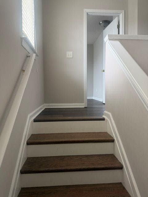 2 bedroom, 2 bathroom, 1,304 sq ft townhouse for rent at 305 Fox Overlook, Woodstock, GA 30188 for $1,900 a month — photo 6
