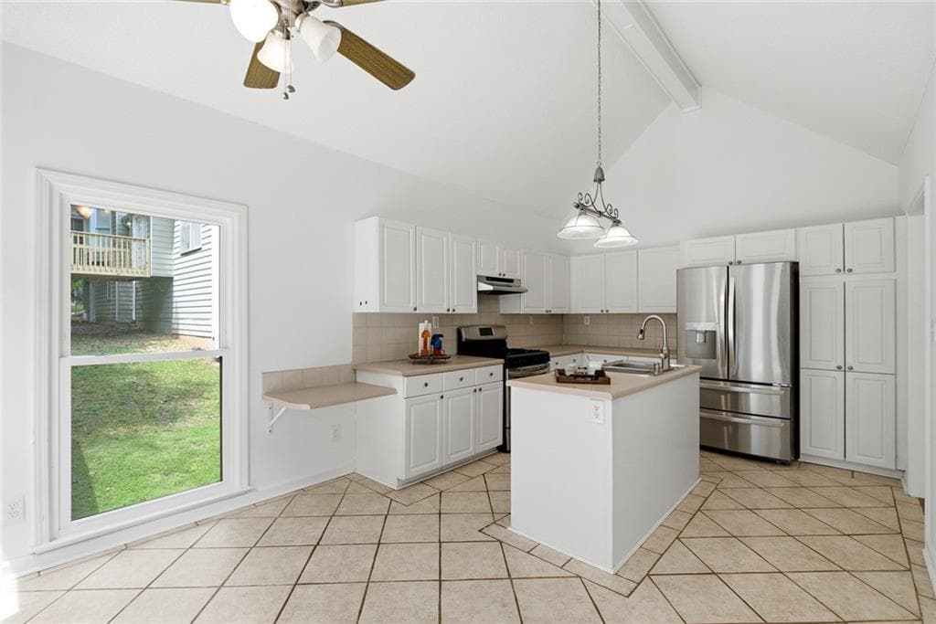 5 bedroom, 3 bathroom, 3,648 sq ft single family residence for sale at 2516 Lorne Court, Marietta, GA 30064 — photo 7