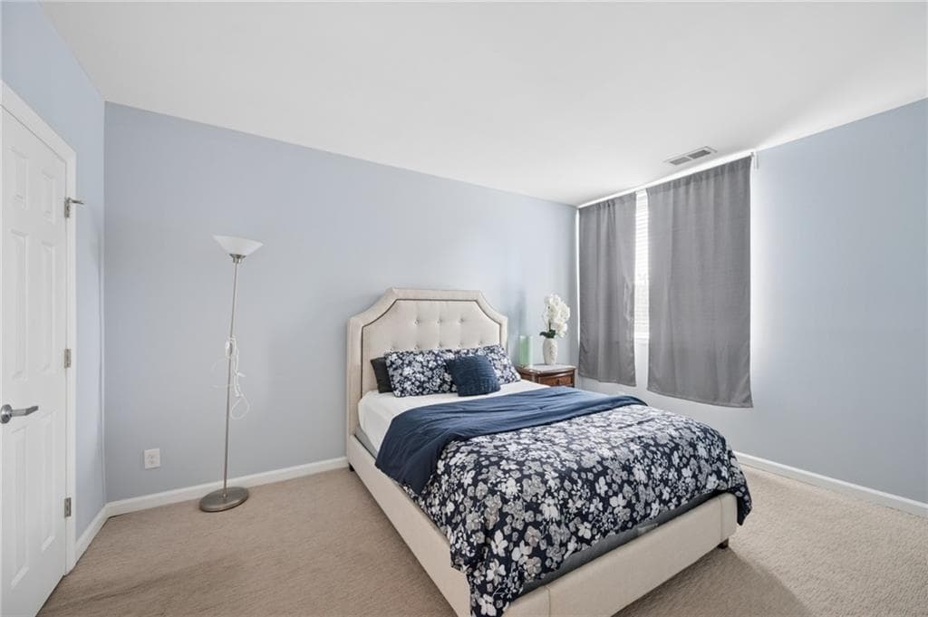 1 bedroom, 1 bathroom, 819 sq ft condominium for sale at 1421 Peachtree Street 304, Atlanta, GA 30309 — photo 9