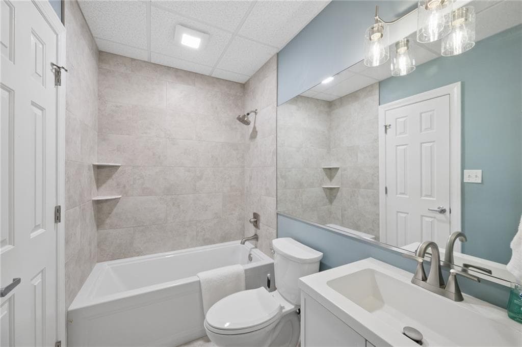 1 bedroom, 1 bathroom, 819 sq ft condominium for sale at 1421 Peachtree Street 304, Atlanta, GA 30309 — photo 10