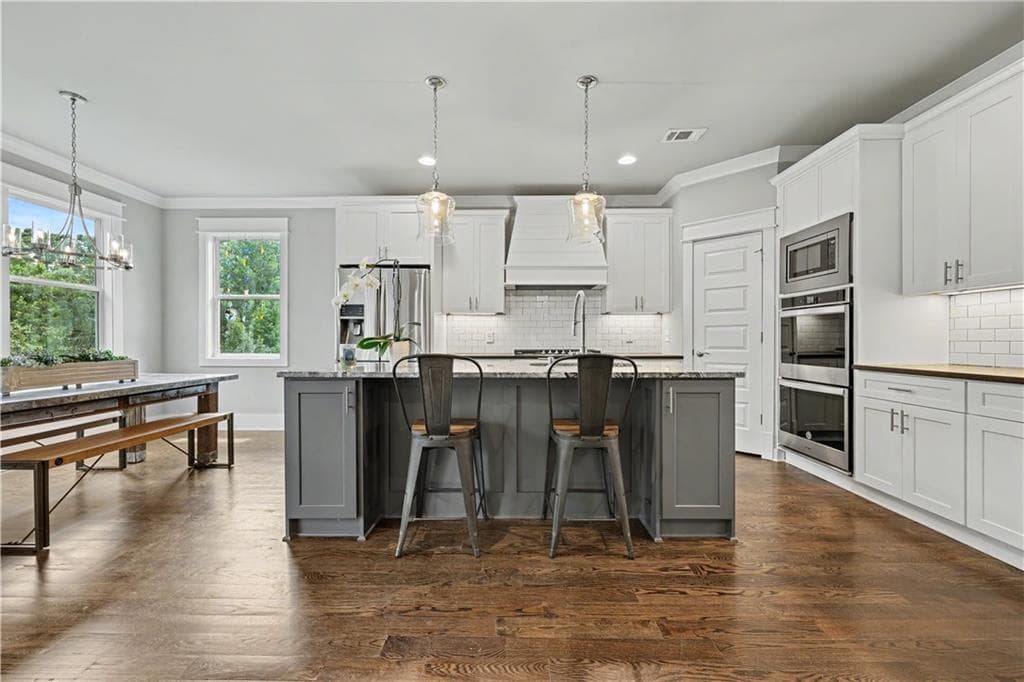 4 bedroom, 4 bathroom, 3,340 sq ft single family residence for sale at 5171 Glen Forrest, Flowery Branch, GA 30542 — photo 10