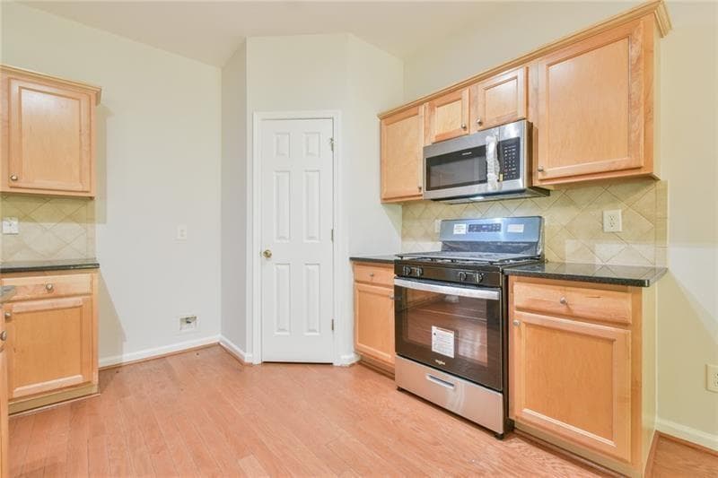 3 bedroom, 3 bathroom, 1,894 sq ft single family residence for rent at 2694 Winslow Ridge Drive, Buford, GA 30519 for $2,300 a month — photo 5