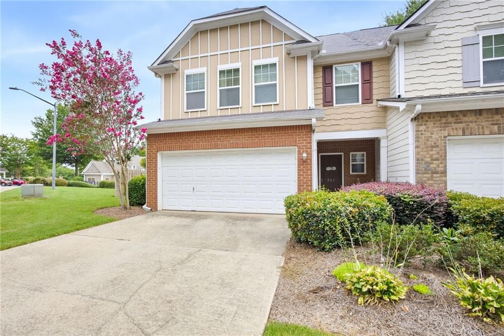 3 bedroom, 3 bathroom, 1,725 sq ft townhouse for sale at 511 Hillside Trail, Woodstock, GA 30188 — photo 2