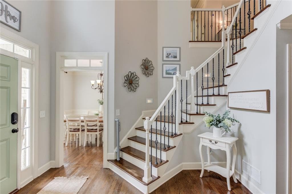 5 bedroom, 5 bathroom, 4,205 sq ft single family residence for sale at 818 Oak Ridge Terrace, Loganville, GA 30052 — photo 7