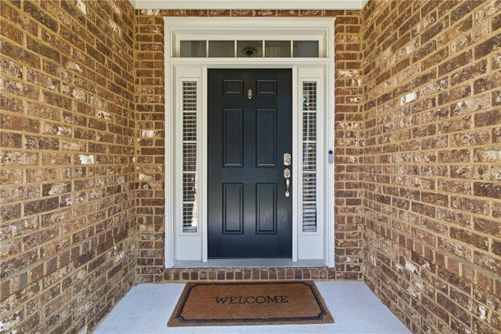 6 bedroom, 5 bathroom, 5,241 sq ft single family residence for sale at 4449 Redan Court, Smyrna, GA 30080 — photo 4