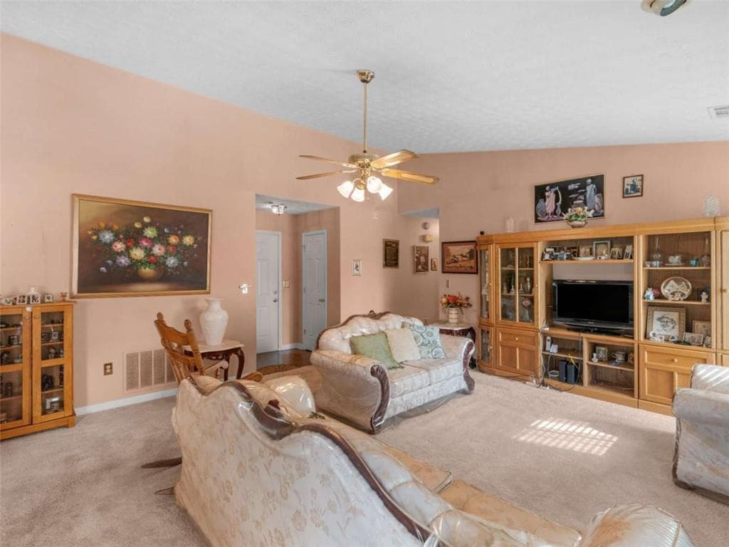 3 bedroom, 2 bathroom, 1,351 sq ft single family residence for sale at 109 Summerfield Drive, Mcdonough, GA 30253 — photo 6