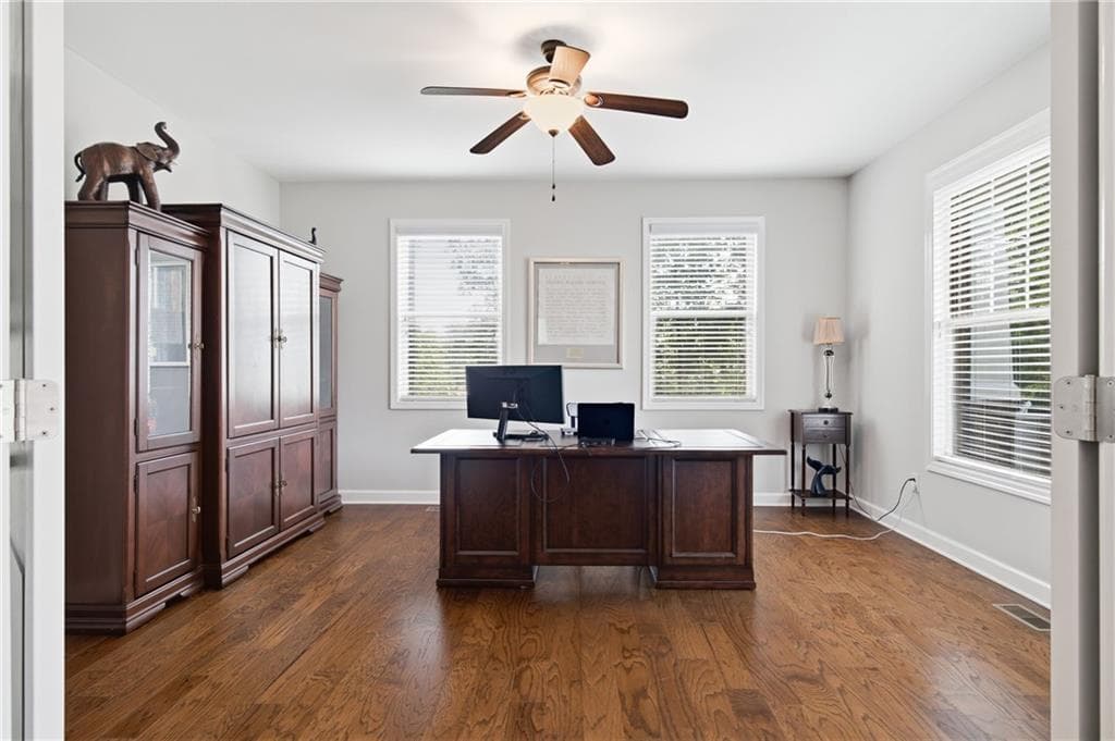 6 bedroom, 5 bathroom, 5,241 sq ft single family residence for sale at 4449 Redan Court, Smyrna, GA 30080 — photo 7
