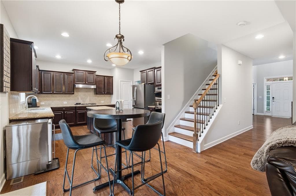 6 bedroom, 5 bathroom, 5,241 sq ft single family residence for sale at 4449 Redan Court, Smyrna, GA 30080 — photo 9