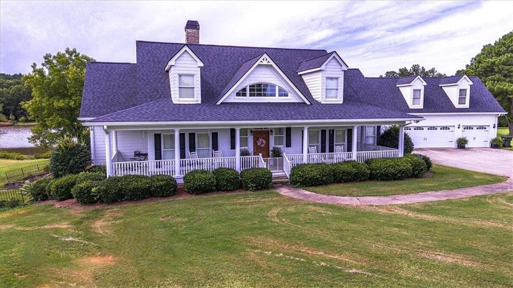 5 bedroom, 4 bathroom, 5,602 sq ft single family residence for sale at 1058 Snip Dillard Road, Monroe, GA 30656 — photo 5