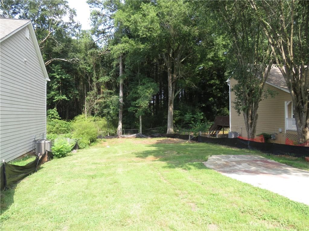 single family residence for sale at 429 Orchard Drive, Stone Mountain, GA 30083 — photo 4
