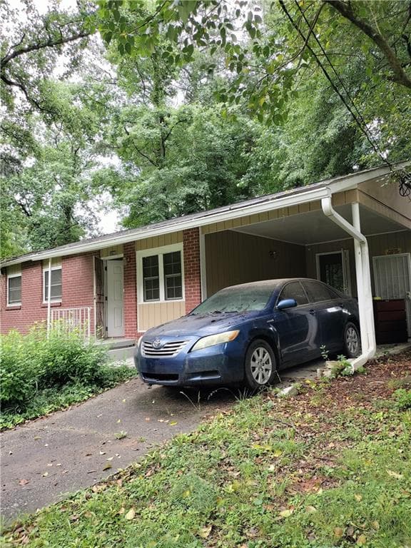 3 bedroom, 1 bathroom, 845 sq ft single family residence under contract at 3798 Adkins Road, Atlanta, GA 30331 — photo 5