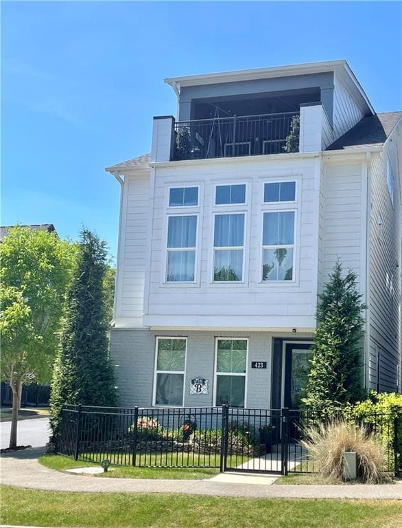 423 HARGROVE Lane