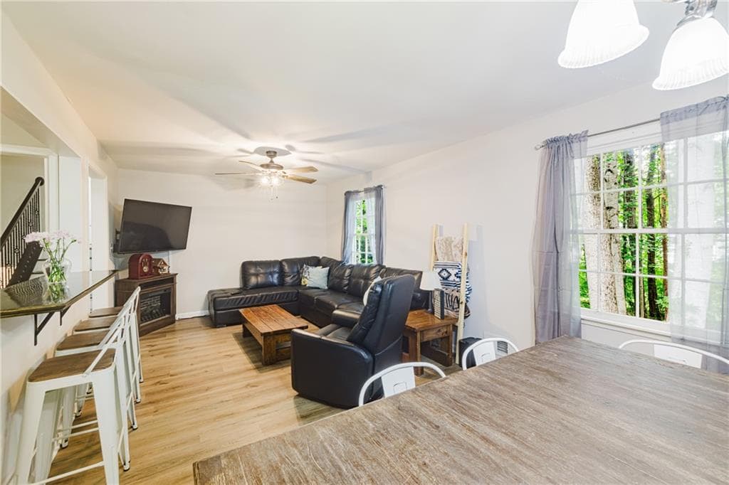 4 bedroom, 3 bathroom, 1,986 sq ft single family residence for sale at 2762 Shetland Lane, Kennesaw, GA 30152 — photo 9