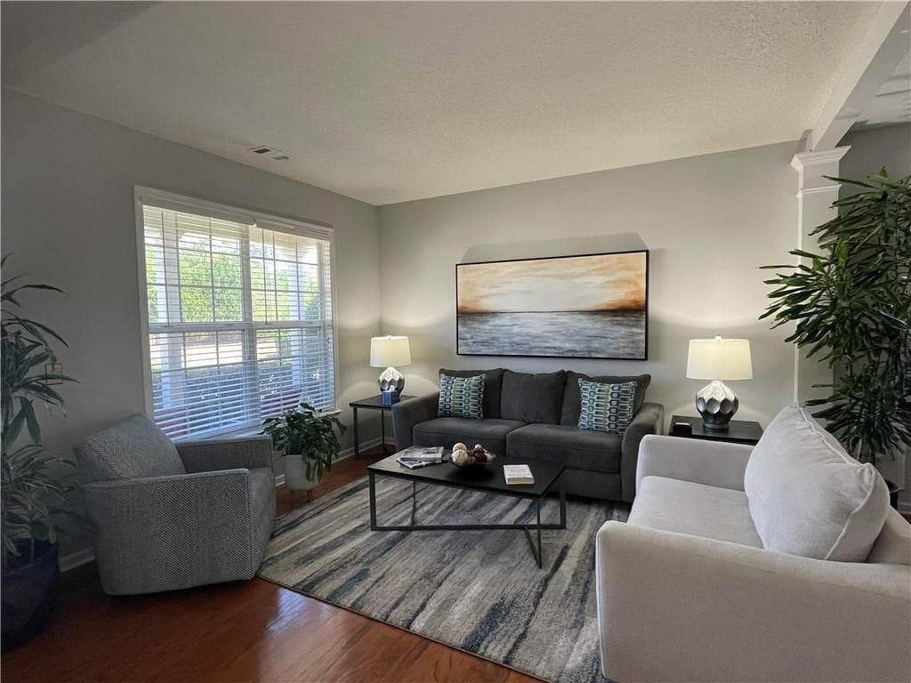 3 bedroom, 3 bathroom single family residence for rent at 8960 Friarbridge Drive, Suwanee, GA 30024 for $2,395 a month — photo 2