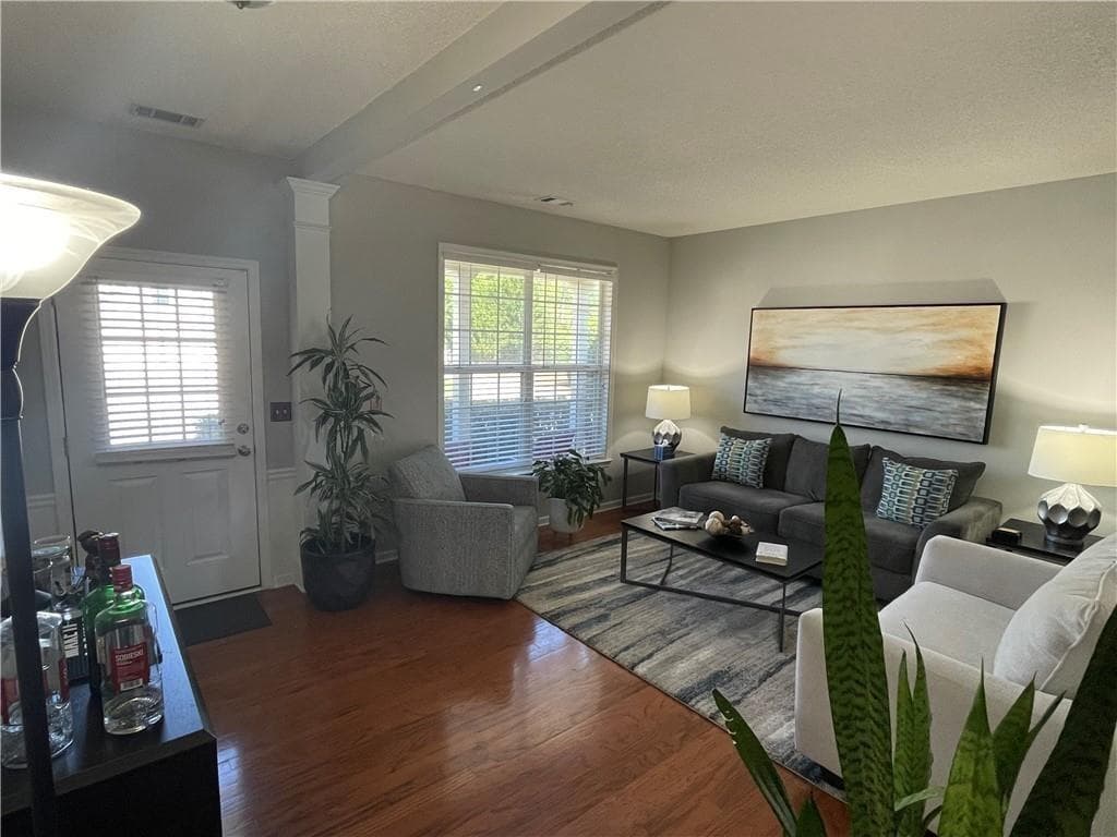 3 bedroom, 3 bathroom single family residence for rent at 8960 Friarbridge Drive, Suwanee, GA 30024 for $2,395 a month — photo 3