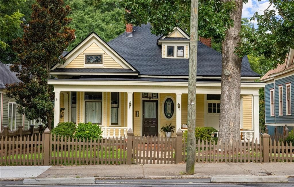 3 bedroom, 3 bathroom, 2,159 sq ft single family residence sold at 381 Cherokee Avenue, Atlanta, GA 30312