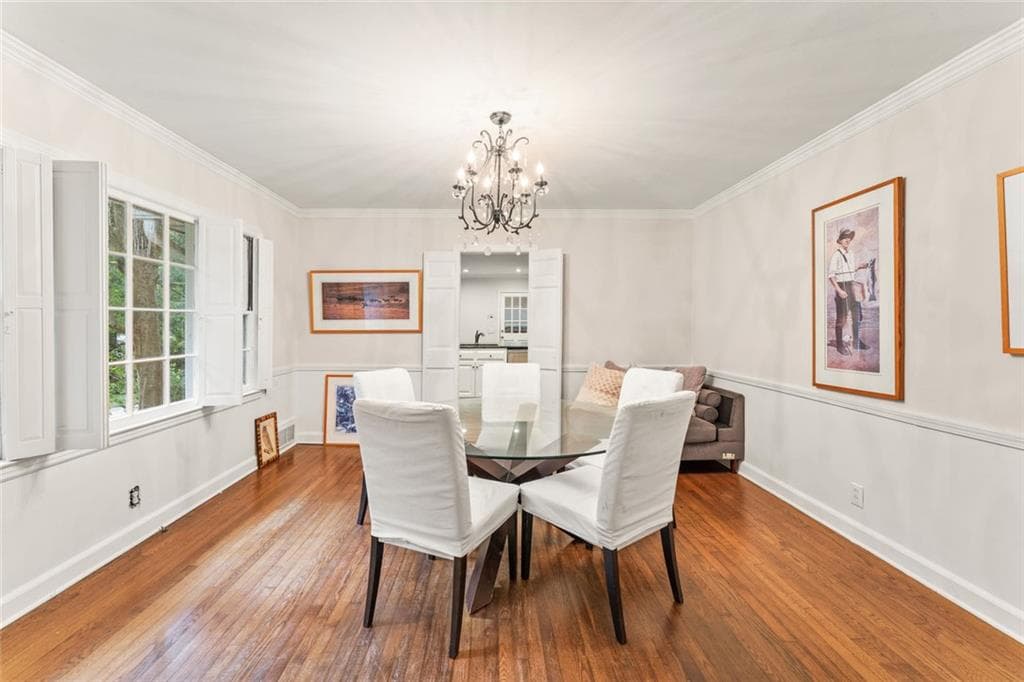 3 bedroom, 3 bathroom, 2,276 sq ft single family residence for rent at 2986 Mornington Drive, Atlanta, GA 30327 for $4,500 a month — photo 6