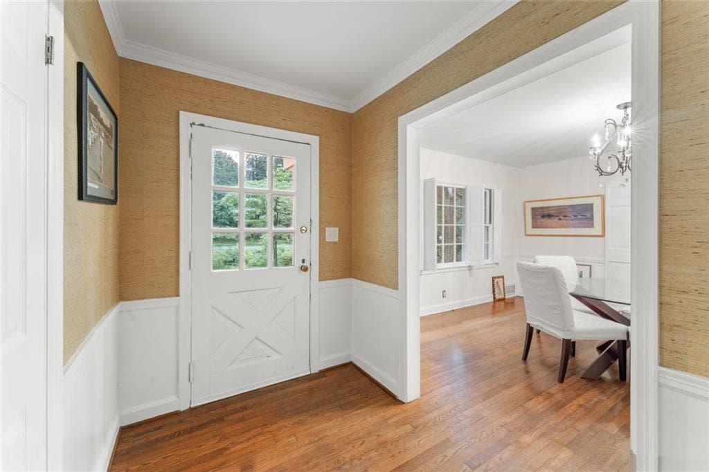 3 bedroom, 3 bathroom, 2,276 sq ft single family residence for rent at 2986 Mornington Drive, Atlanta, GA 30327 for $4,500 a month — photo 7