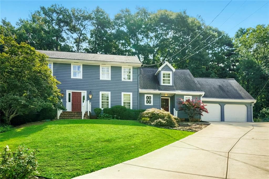 4 bedroom, 3 bathroom, 3,396 sq ft single family residence for sale at 4099 Northlake Creek Cove, Tucker, GA 30084 — photo 2