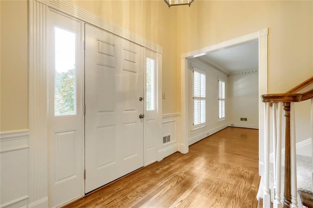 4 bedroom, 3 bathroom, 3,396 sq ft single family residence for sale at 4099 Northlake Creek Cove, Tucker, GA 30084 — photo 3