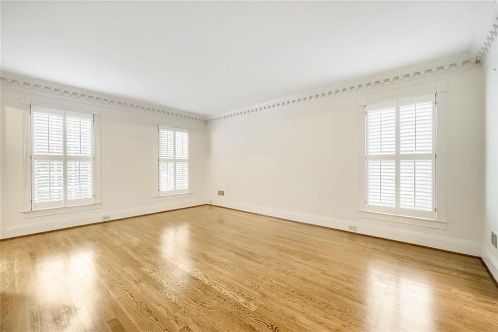 4 bedroom, 3 bathroom, 3,396 sq ft single family residence for sale at 4099 Northlake Creek Cove, Tucker, GA 30084 — photo 4