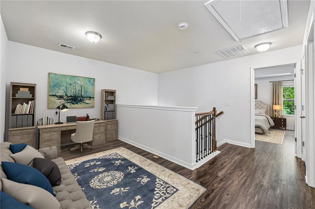 3 bedroom, 3 bathroom, 2,223 sq ft townhouse under contract at 3275 Castleberry Village Drive, Cumming, GA 30040 — photo 9