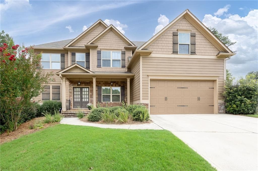 5 bedroom, 3 bathroom, 2,630 sq ft single family residence under contract at 60 Amberlily Court, Dallas, GA 30132