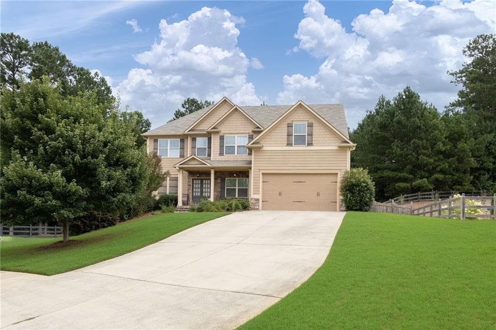 5 bedroom, 3 bathroom, 2,630 sq ft single family residence under contract at 60 Amberlily Court, Dallas, GA 30132 — photo 2