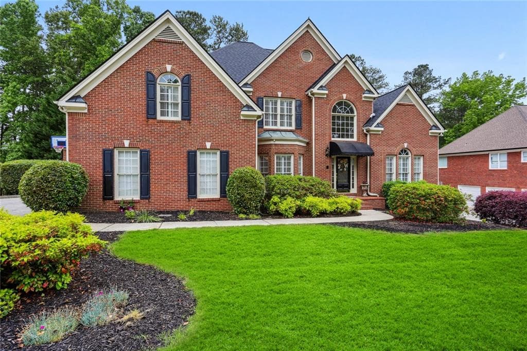 5 bedroom, 6 bathroom, 4,367 sq ft single family residence sold at 5911 Downington Place, Acworth, GA 30101