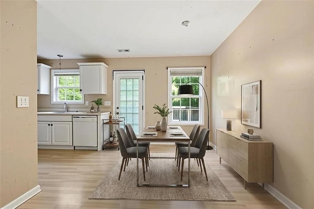 3 bedroom, 2 bathroom, 1,586 sq ft single family residence for sale at 670 Chaseridge Drive, Mcdonough, GA 30253 — photo 5