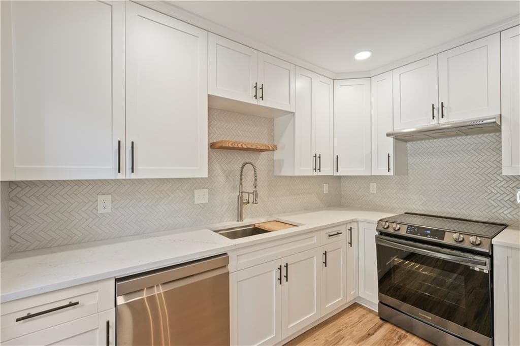 3 bedroom, 3 bathroom, 1,544 sq ft condominium for sale at 3550 Knotsberry Lane 3550, Duluth, GA 30096 — photo 8