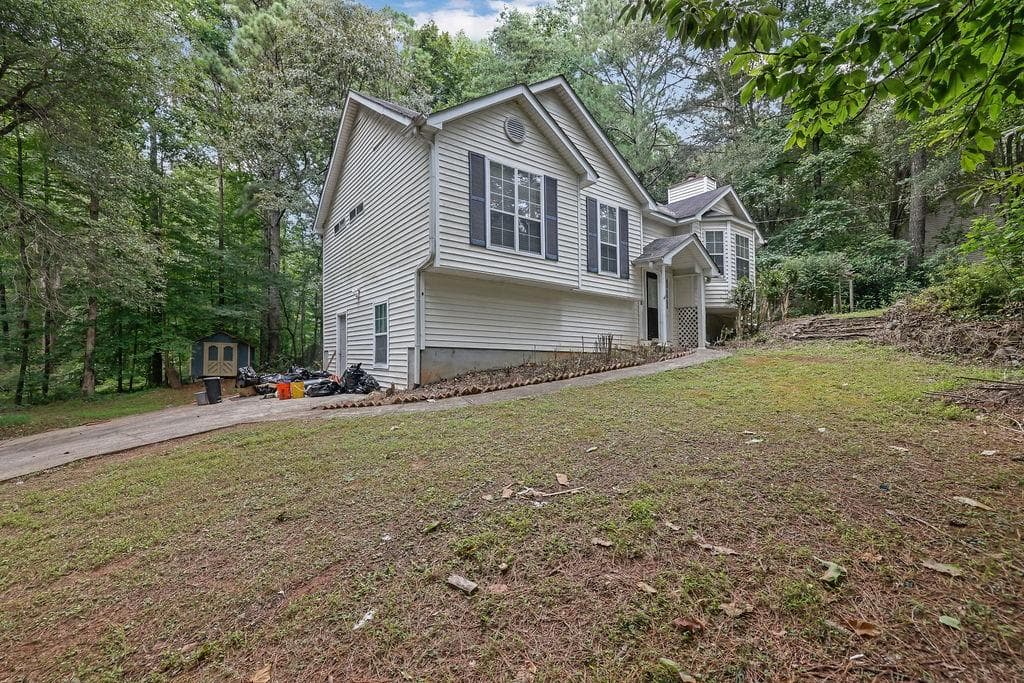 3 bedroom, 3 bathroom, 2,193 sq ft single family residence under contract at 454 Bradshaw Lane, Canton, GA 30115 — photo 2