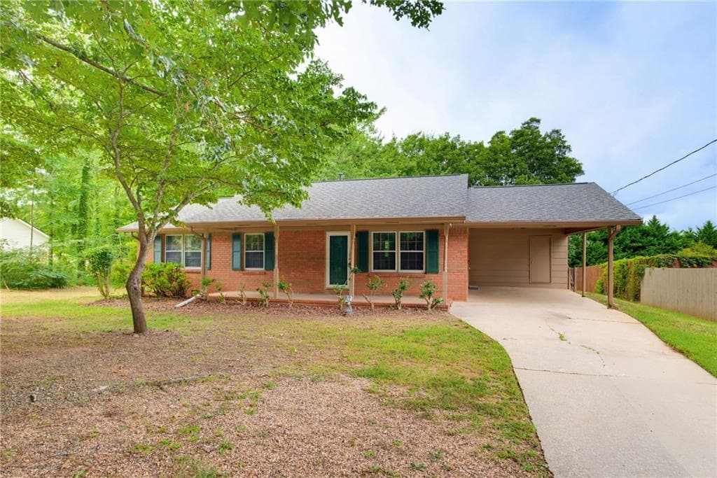 2 bedroom, 2 bathroom, 1,100 sq ft single family residence for sale at 640 Davis Mill Road, Dallas, GA 30157 — photo 2