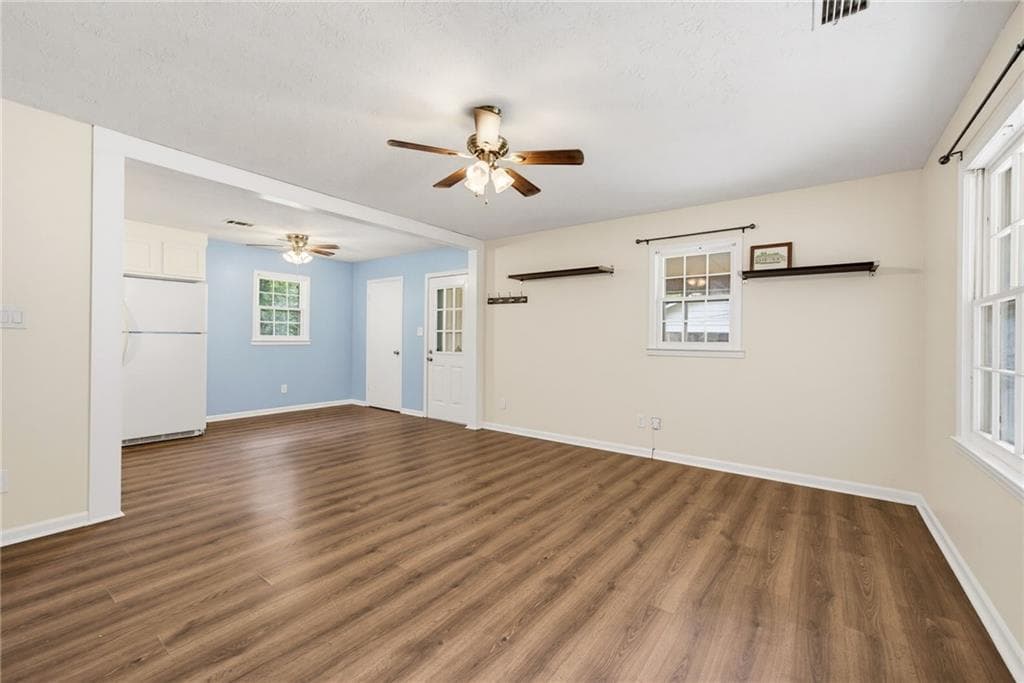 2 bedroom, 2 bathroom, 1,100 sq ft single family residence for sale at 640 Davis Mill Road, Dallas, GA 30157 — photo 7