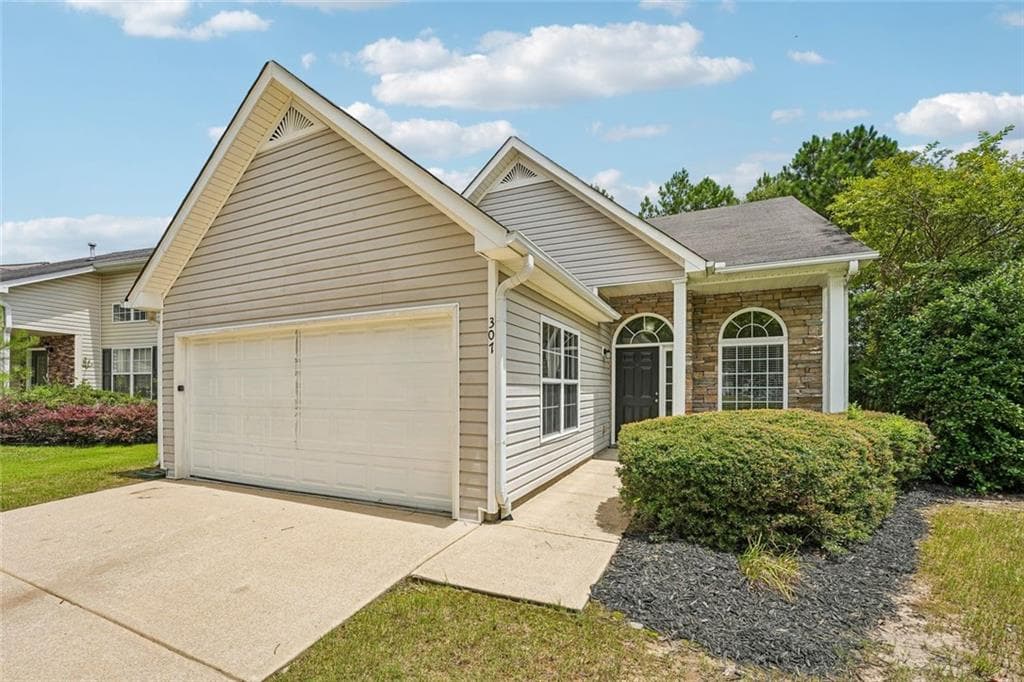 3 bedroom, 2 bathroom, 1,524 sq ft single family residence for sale at 307 Providence Road, Dallas, GA 30157 — photo 2