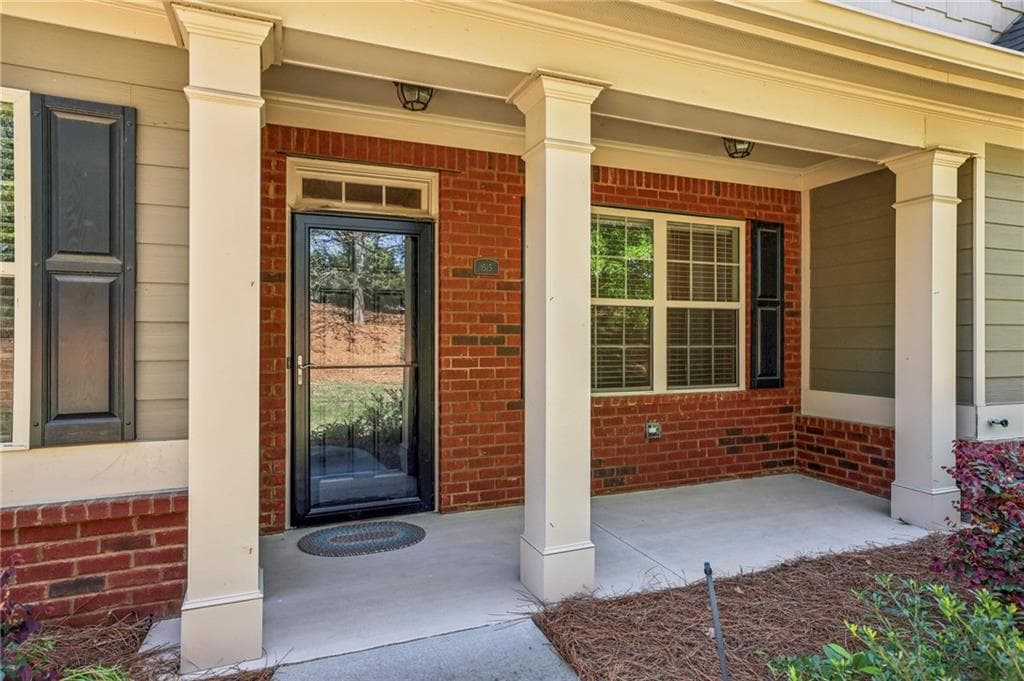 3 bedroom, 3 bathroom, 2,447 sq ft condominium for sale at 1515 Bluestone Drive, Cumming, GA 30041 — photo 5