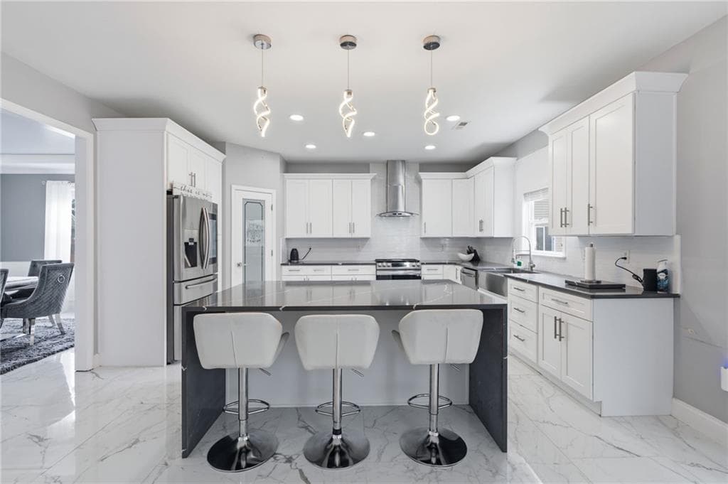 4 bedroom, 4 bathroom, 4,129 sq ft single family residence for sale at 752 Key Largo Pointe, Auburn, GA 30011 — photo 8