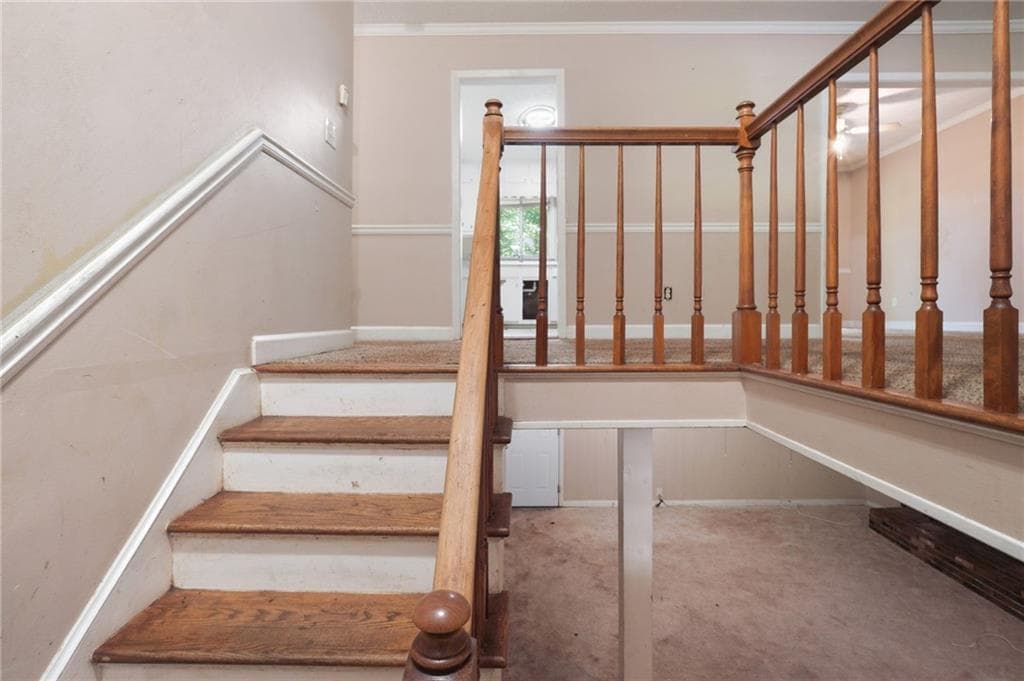 4 bedroom, 2 bathroom, 2,091 sq ft single family residence for sale at 4540 Birch Ridge Trail, Stone Mountain, GA 30083 — photo 7