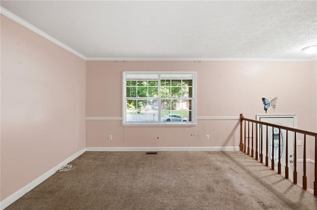 4 bedroom, 2 bathroom, 2,091 sq ft single family residence for sale at 4540 Birch Ridge Trail, Stone Mountain, GA 30083 — photo 8