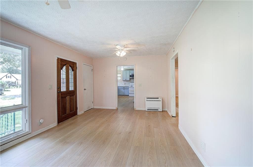 2 bedroom, 1 bathroom, 1,203 sq ft single family residence for sale at 113 Burton Drive, Calhoun, GA 30701 — photo 5